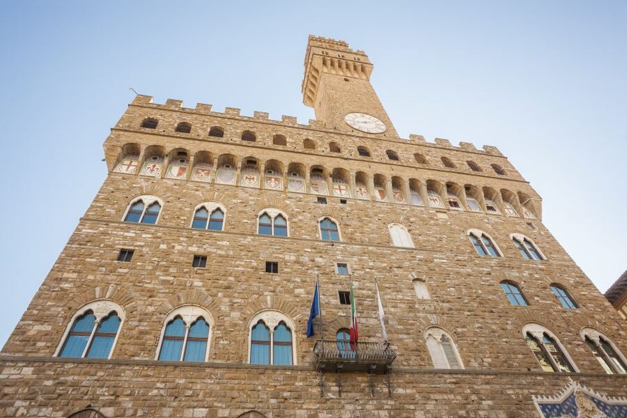 Florence: Private Walking Tour of Florence's Hidden Gems - Starting at Piazza San Firenze: the power zone that frames the day