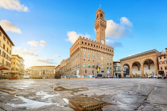 Florence Private Walking tour with Skip-the-line to Accademia - Piazza degli Strozzi: Where the tour starts with everyday Florence