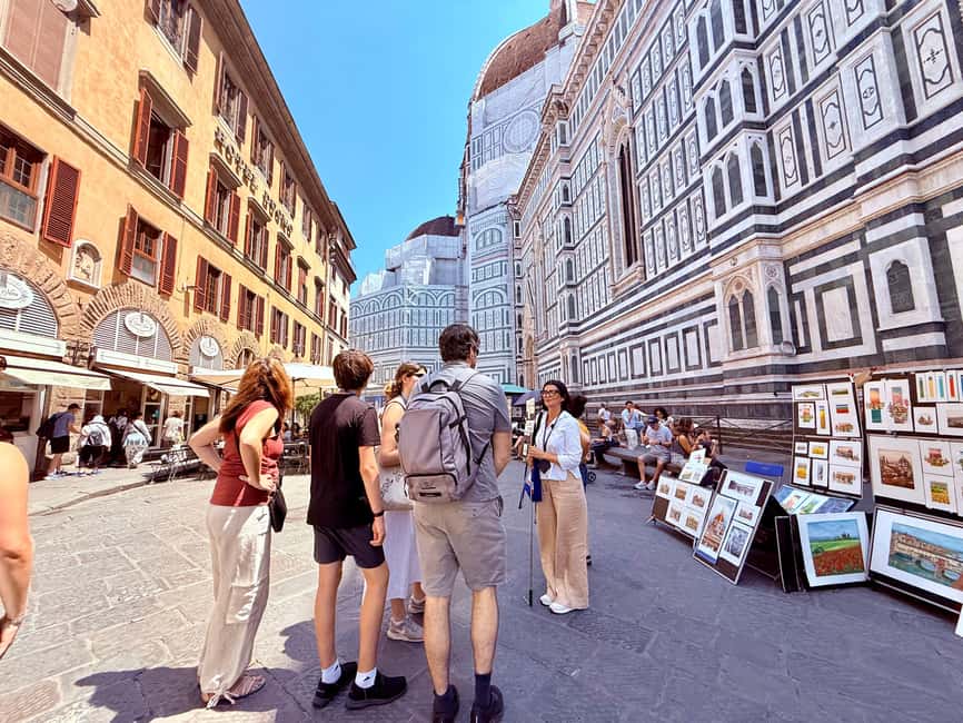 Florence: Uffizi & Accademia Small Group Walking Tour - Uffizi highlights: how the guide brings Leonardo, Botticelli, and Michelangelo into focus