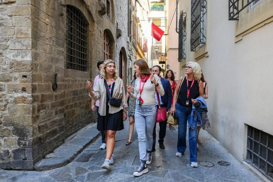 Florence: Walking Tour with David, Duomo & Uffizi Gallery - Key highlights worth showing up for