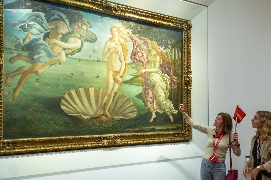 Florence: Walking Tour with David, Duomo & Uffizi Gallery - Duomo Area Views: You Get the Symbol Without the Ticket Hassle
