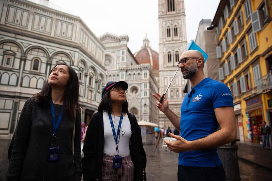 Florence: Walking Tour with Skip-the-Line Accademia Gallery - Accademia Gallery: how skip-the-line changes the day