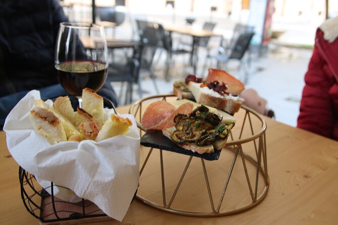 Food Tasty and History Tour in Civitavecchia - What you’ll eat: breakfast, pizza, market snacks, and a real finish