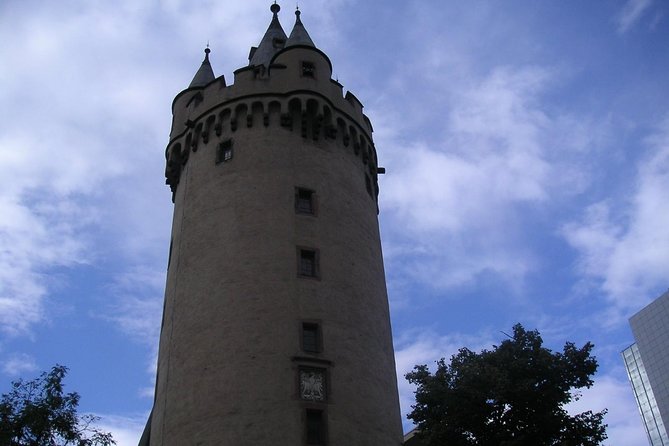 Frankfurt Highlights English Walking Tour - City Planning Details at the Stadtplanungsamt and a Shortcut Through the Past