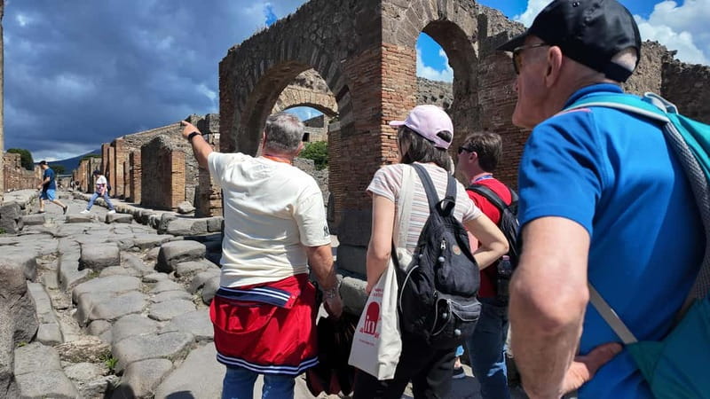 From Naples: Guided tour of Pompeii skip-the-line and round-trip train - Napoli Centrale to Pompeii: the 40-minute ride you’ll feel