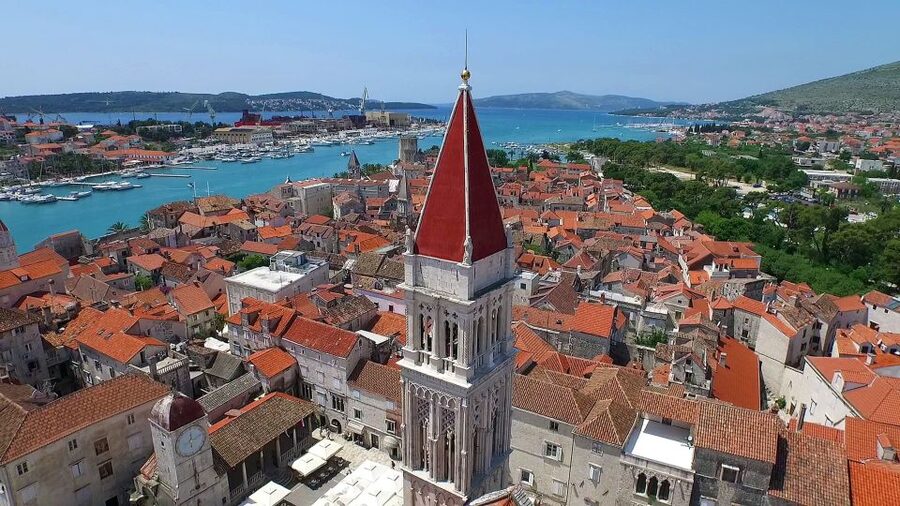From Split: Krka Waterfalls Cruise & Trogir Walking Tour - Should I book this tour or plan it independently?