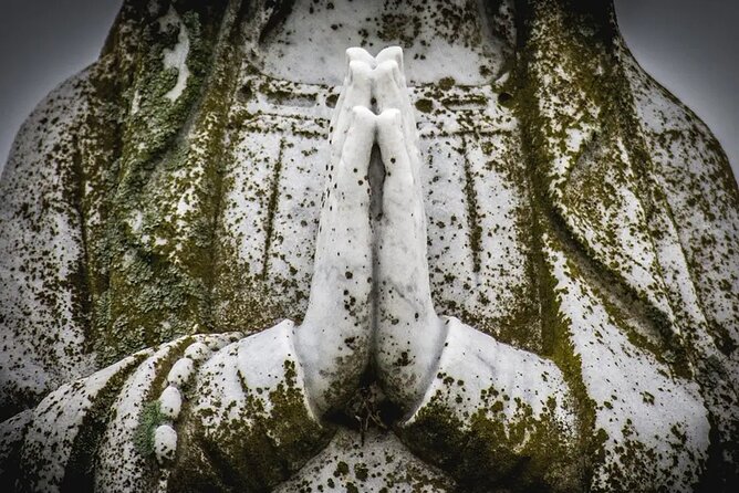 Galveston's Haunted Cemetery Walking Tour - Why Galveston’s 8pm cemetery walk works