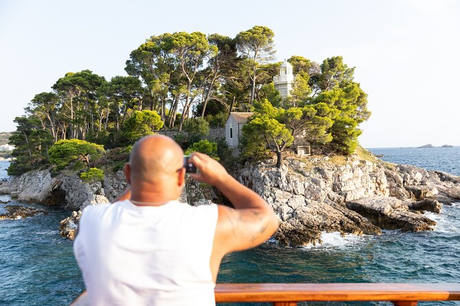 Game of Thrones Cruise And Walking Tour Karaka Dubrovnik - The Iron Throne photo stop: fun, but know what it is