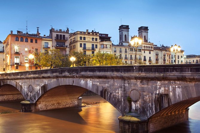 Game Of Thrones Walking Tour in Girona - Plaça dels Jurats and the Cloisters of Sant Pere de Galligans