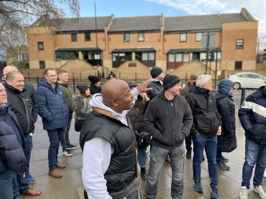 Gangster London Walking Tour with Actor Vas Blackwood - How Vas tells it: humor, crowd work, and an honest warning about tone