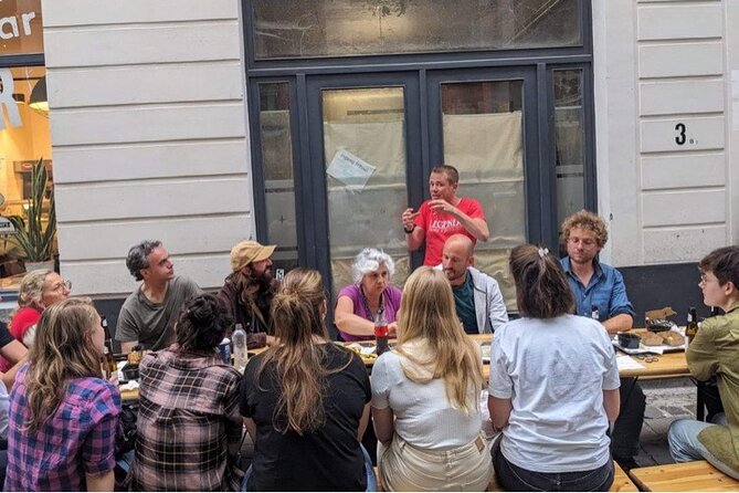 Gastronomic Walking Tour of Gent - Tasters included - Stop 5 at Gentse Gruut Stadsbrouwerij: finish with beer timed to the brewery