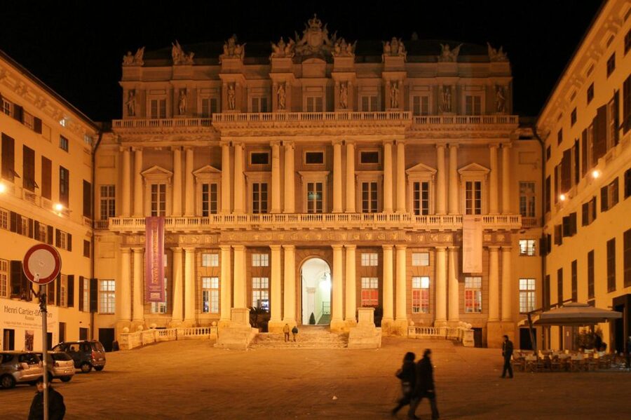 Genoa: 2-Hour Guided Walking Tour of the Historical Center - Strada Nuova on Via Garibaldi: the art-and-palace corridor