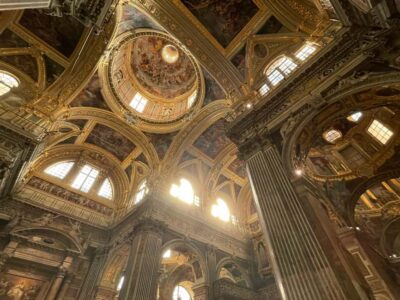 Genoa: Food and Wine Tasting Walking Tour - Landmark stops that make the food make sense