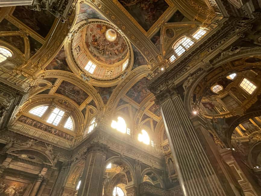 Genoa: Food and Wine Tasting Walking Tour - Landmark stops that make the food make sense