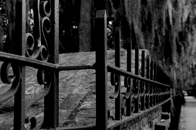 Genteel and Bard's Savannah Dark History and Ghost Encounter Walking Tour - Oglethorpe Square to Wright Square: Savannah’s Haunted Reputation and the First Murder