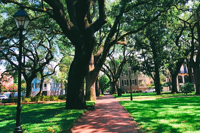 Genteel and Bard's Savannah History Walking Tour - How long is it, and how hard is the walk?