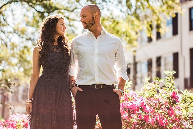 Genteel and Bard's Savannah History Walking Tour - The guide makes the difference: David and Julianna stood out