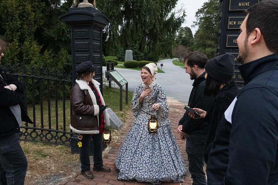 Gettysburg: Civil War Ghosts Walking Tour - Meeting at The Brickhouse Inn and what the tour experience is like