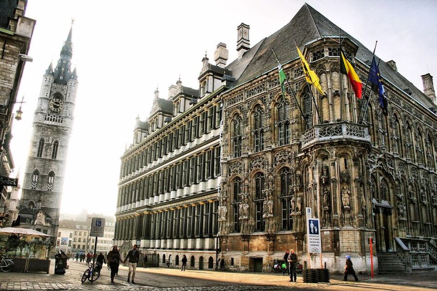 Ghent: Guided Walking Tour and Canal Boat Trip - Belfry of Ghent: the “look up” moment