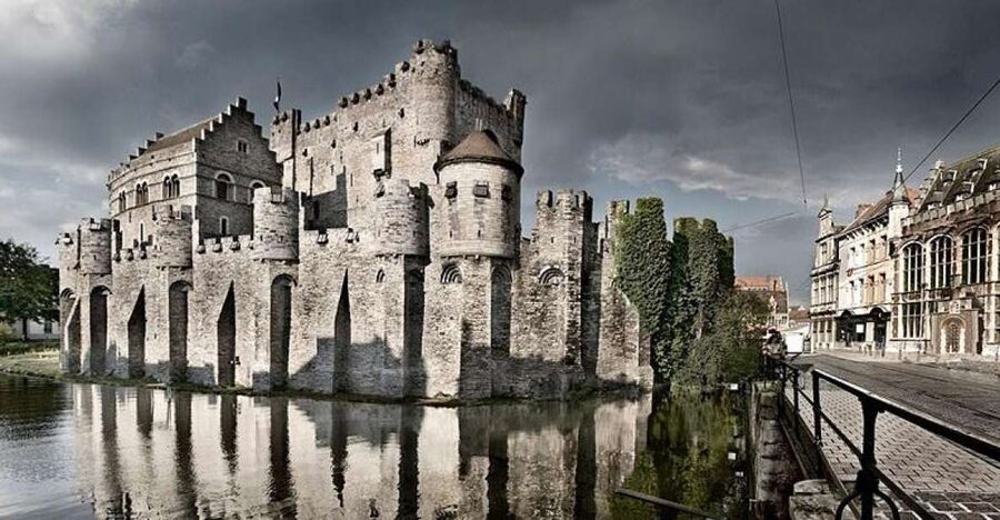 Ghent Walking Tour with Optional Add-ons: Boat & Beer - St. Bavo Cathedral and the Mystic Lamb: why the symbolism matters