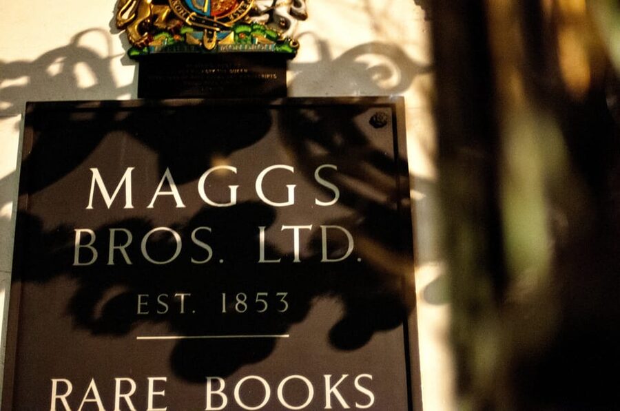 Ghosts and Legends of Mayfair Walking Tour - London - Should You Book This Ghosts and Legends of Mayfair Walking Tour?