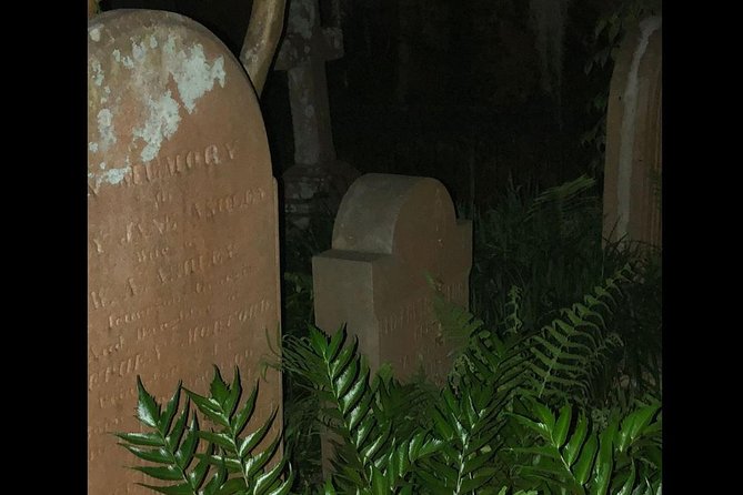 Ghosts of Charleston Night-Time Walking Tour with Unitarian Church Graveyard - Key things you’ll notice fast