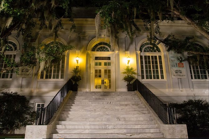 Ghosts of Charleston Night-Time Walking Tour with Unitarian Church Graveyard - Stop by stop: what you actually do during the 90 minutes