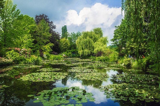 Giverny Monet House and Gardens Skip the line Walking tour - Should You Book This Skip-the-Line Giverny Tour?