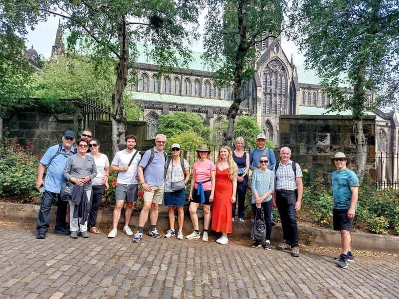Glasgow: City Center Guided Walking Tour - Street art and off-the-beaten-path details