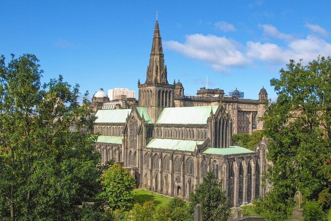 Glasgow City Centre Walking Tour with Local Guide - The Necropolis: a historic cemetery that changes the mood