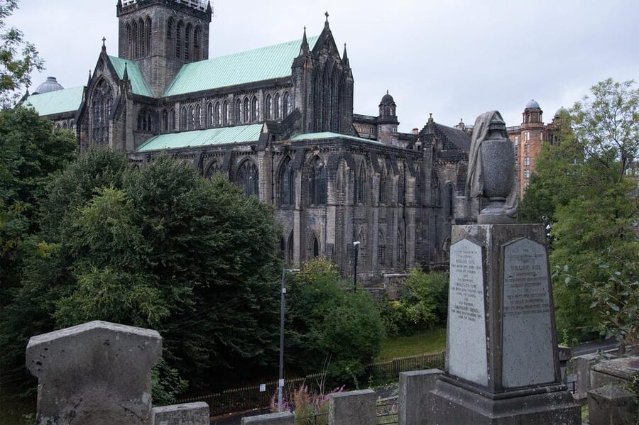 Glasgow: Ghouls, Ghosts & Gruesome Tales Guided Walking Tour - Price and value: is $22 a good deal for a 2-hour ghost walk?