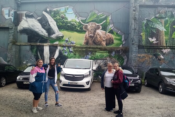 Glasgow Street Art Daily Walking Tour: 2pm - How the Guide Turns Murals into a Story You Remember