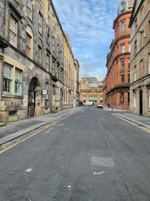 Glasgow: The streets with a Glaswegian guide: Walking Tour - What I’d Recommend This Tour For