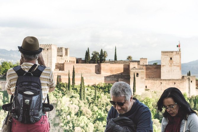 Golden Hour in Granada: Sunset Walking Tour with Play Granada - Stop 4: Mirador de San Nicolás for the Big Sunset Payoff