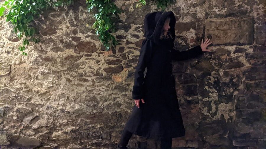 Görlitz: Ghosts and Spooky Historical Night Walking Tour - Peterskirche to the mummy-tourist angle: how the weird legends spread