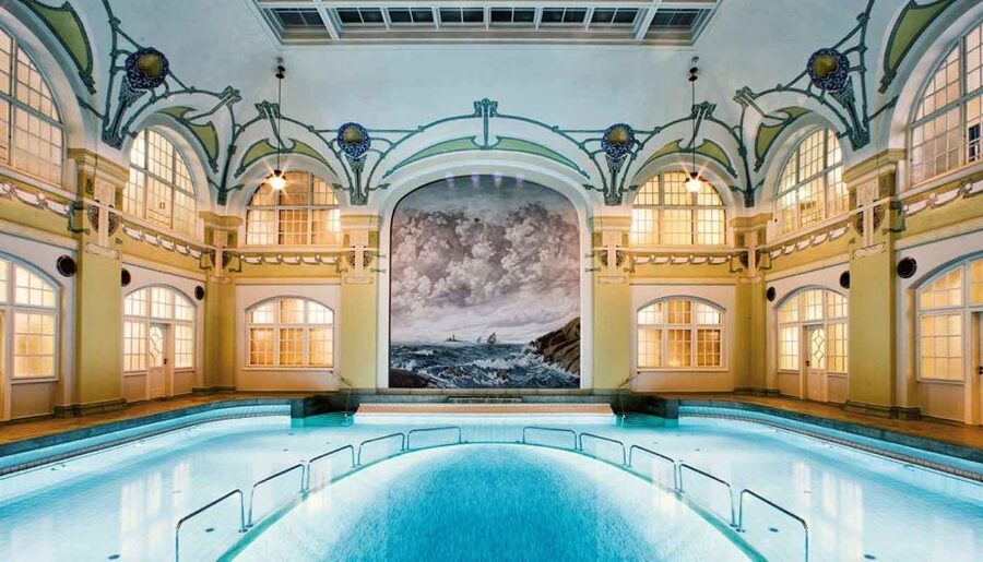 Gothenburg: Haga Old Town Walking Tour - Haga Nygata and the landshövdingehus style you’ll start noticing everywhere