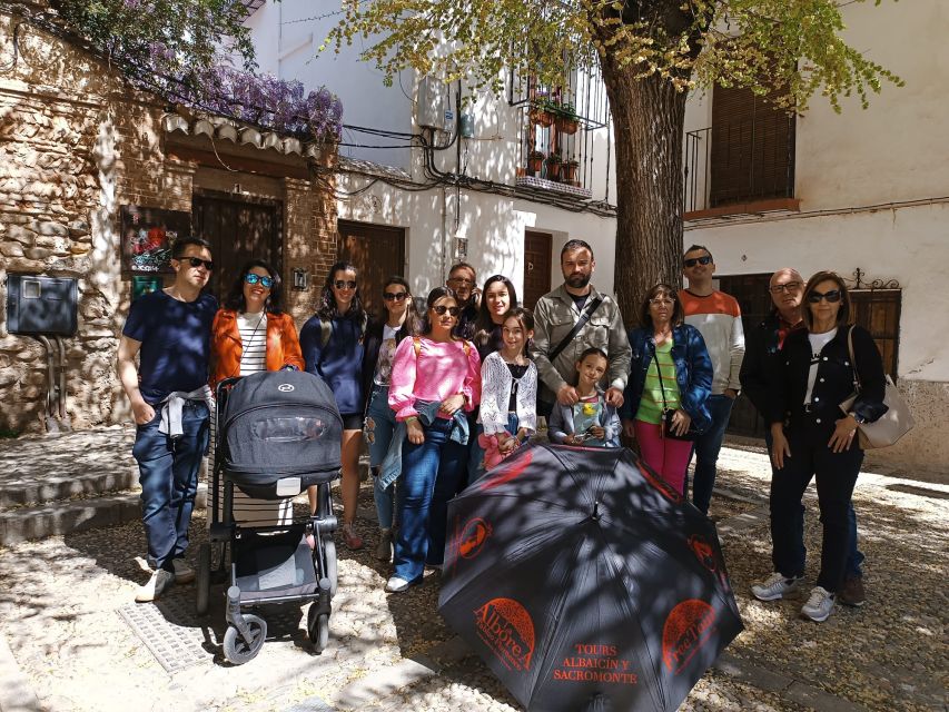 Granada: Historic Center and Lower Albaicin Walking Tour - Historic Center Stops You’ll Remember: From Markets to Royal Courts