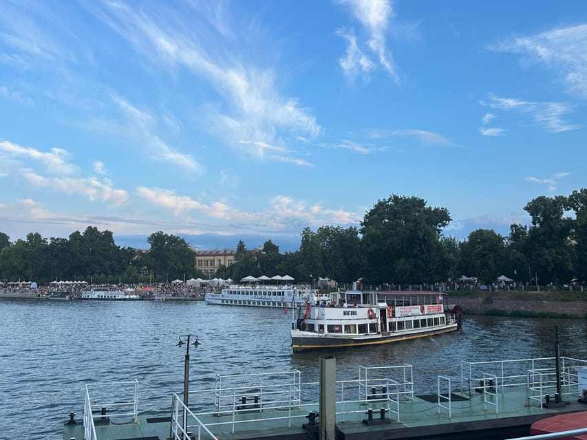 Group city tour (walking tour) through Wroclaw in German - Key points at a glance
