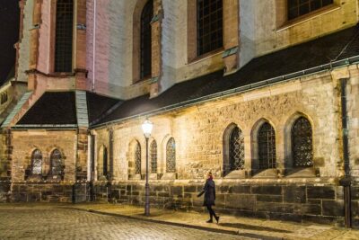 Gruseltour Leipzig 90-minute walking tour about the Dark Secrets of Leipzig - The guide performance: stories that keep moving, like Clarissa-style energy