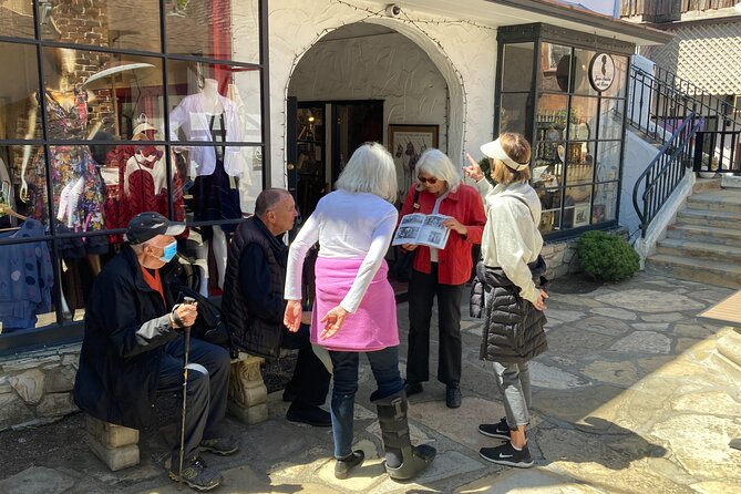 Guided 2-Hour Walking Tour in Carmel by the Sea - Cypress Inn, Tuck Box, and Devendorf Park: Spanish tile, fairytale lanes, and coffee in shade