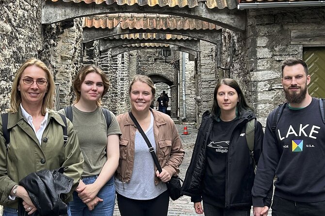Guided Old Town Tallinn Historical Walking Tour - Toompea Castle, Long Herman, and the big cathedral contrasts