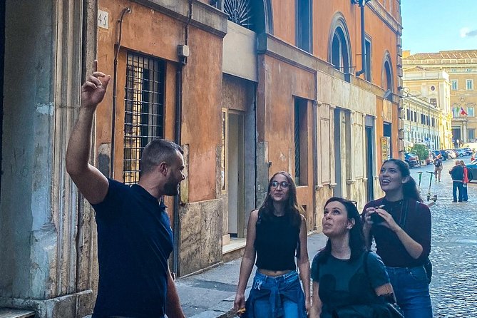 Guided Walking Tour of Rome: Top Sights & Baroque Treasures - Trevi Fountain: Classic Photos, Plus a Guide-Provided Reason to Look Longer