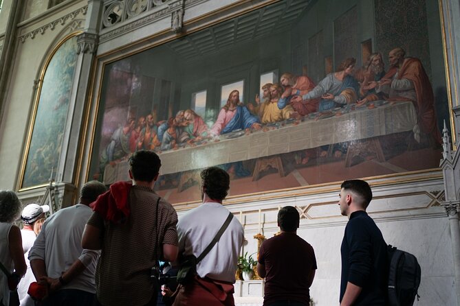 Guided Walking Tour of Vienna City Center Highlights - Heldenplatz: the square where rulers show their cards