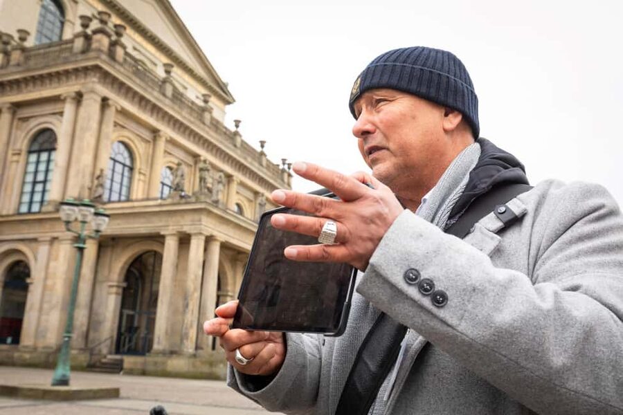 Hannover: Crime Walking Tour - Practical details that affect your comfort