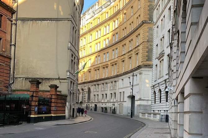 Harry Potter London Small Group Walking Tour - Borough Market: the triple-decker bus drop in Azkaban