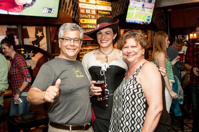 Haunted Alexandria Booze and Boos Ghost Walking Tour - Chadwicks Waterfront Ending: Scenery Plus a Late-Night Food Option