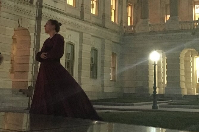 Haunted DC Night-Time Walking Tour on Capitol Hill - Supreme Court-style legends: why the courts matter to the spooky stories
