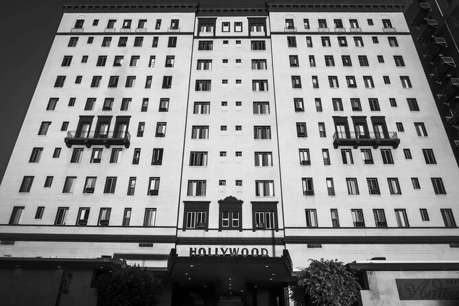 Haunted Hollywood Walking Tour: True Crime and Creepy Tales - Who this tour suits best (and who should rethink it)