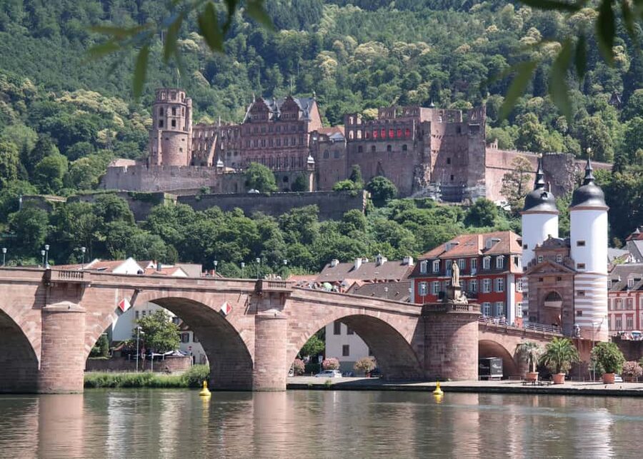 Heidelberg: Experience our history 1.5-hour walking tour through the old town - Kornmarkt lanes: the market-square vibe and how the guide sets context