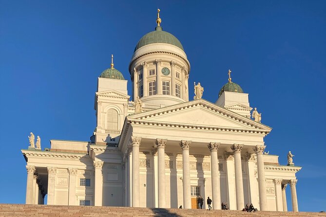 Helsinki Walking Tour - Small Group - Esplanadi Park to Central Railway Station: seagulls, Saarinen, and Finland’s web